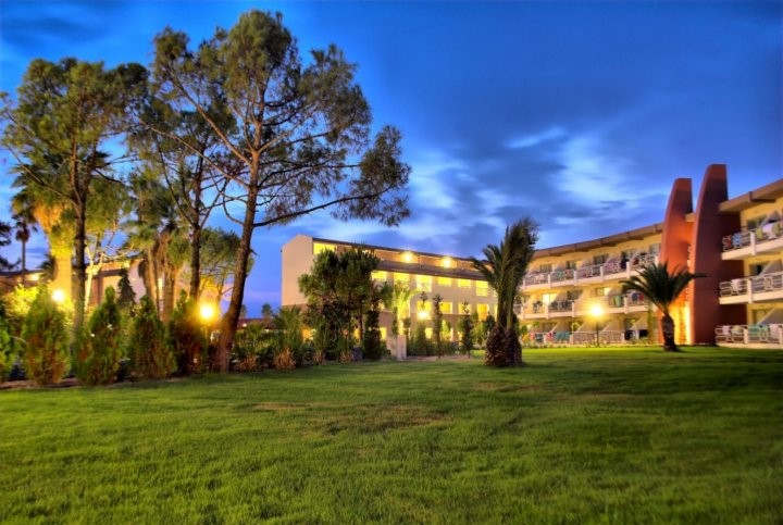 imagini hotel EPHESIA BEACH CLUB KUSADASI